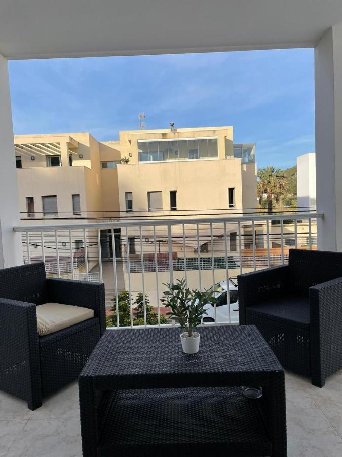 Apartamentos Torres Cardona Cala Llonga  Exterior photo
