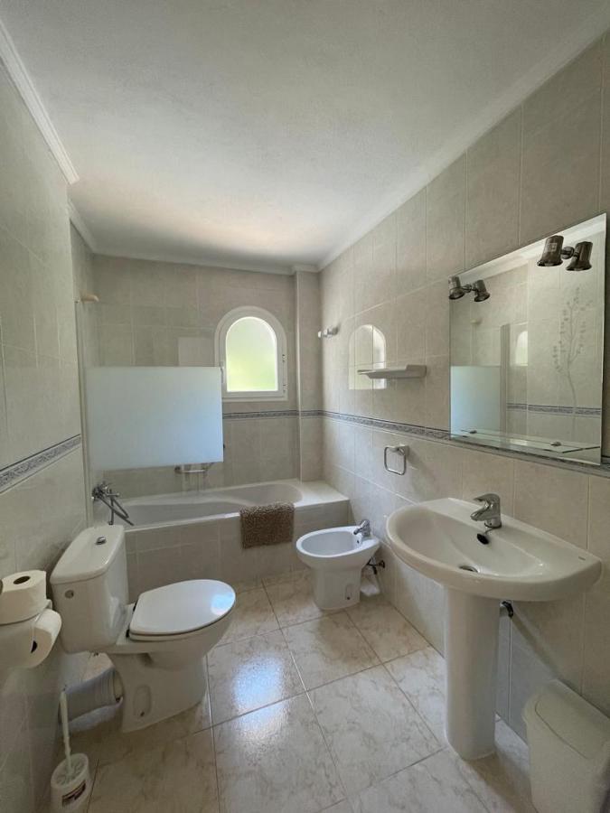Apartamentos Torres Cardona Cala Llonga  Exterior photo
